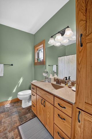 4208 Harvest Lane, Cedar Falls, IA 50613