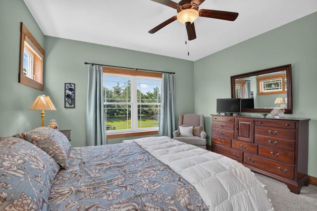 4208 Harvest Lane, Cedar Falls, IA 50613