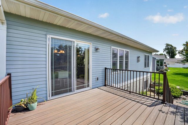 4208 Harvest Lane, Cedar Falls, IA 50613