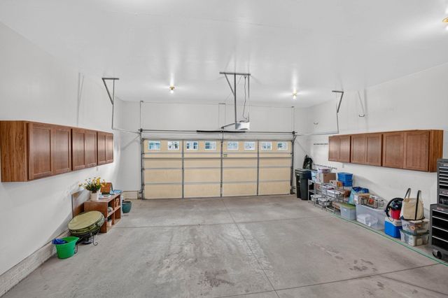 4208 Harvest Lane, Cedar Falls, IA 50613