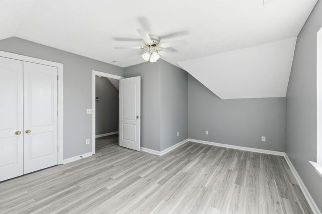 2039 Sterling St, Murfreesboro, TN 37127