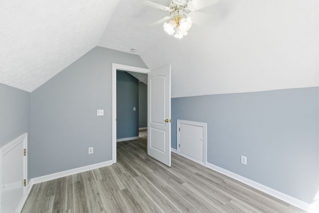2039 Sterling St, Murfreesboro, TN 37127