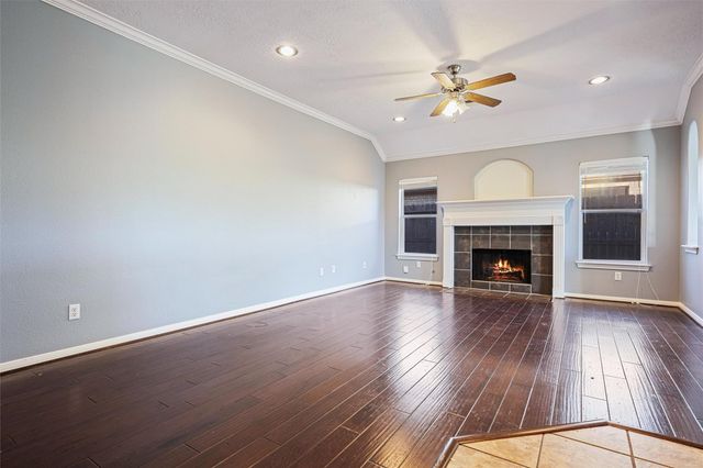 2813 32nd Avenue N, Texas City, TX 77590