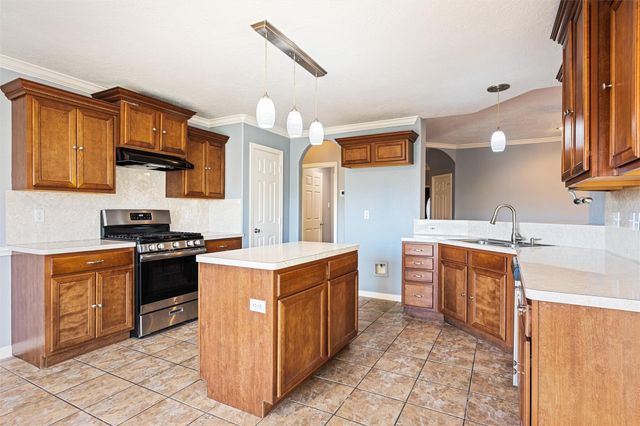 2813 32nd Avenue N, Texas City, TX 77590