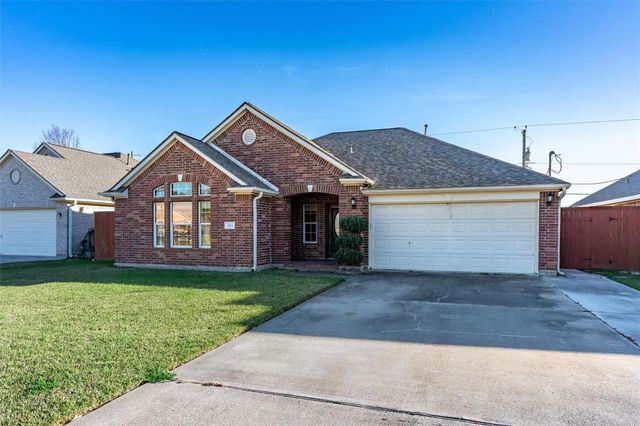 2813 32nd Avenue N, Texas City, TX 77590