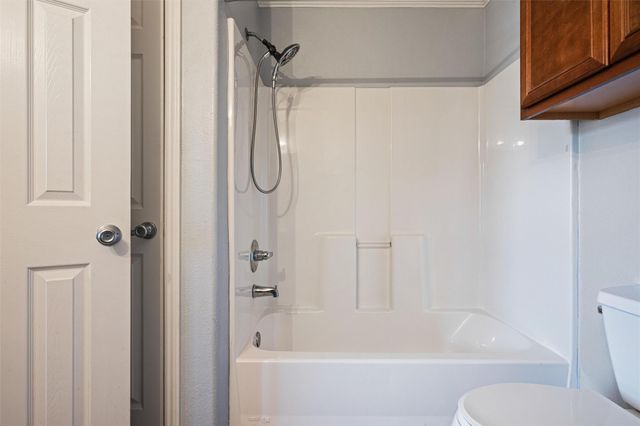 2813 32nd Avenue N, Texas City, TX 77590