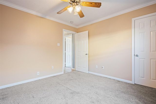 2813 32nd Avenue N, Texas City, TX 77590