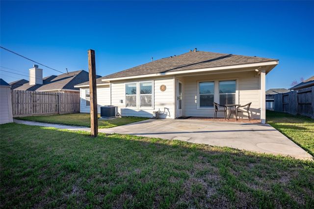 2813 32nd Avenue N, Texas City, TX 77590