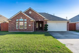 2813 32nd Avenue N, Texas City, TX 77590