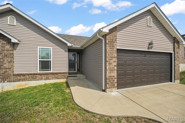 2124 Providence Park Lane, Herculaneum, MO 63048