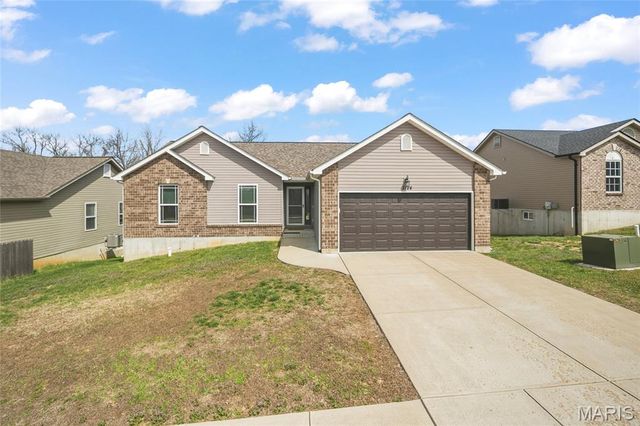 2124 Providence Park Lane, Herculaneum, MO 63048