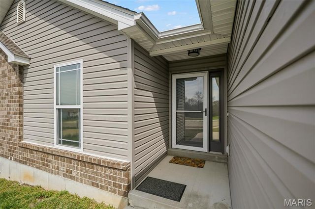 2124 Providence Park Lane, Herculaneum, MO 63048