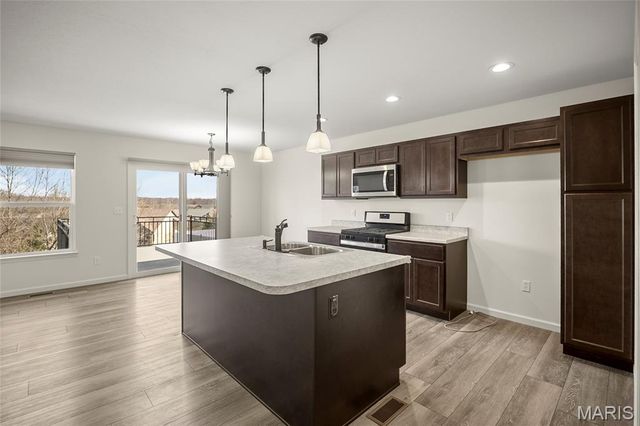 2124 Providence Park Lane, Herculaneum, MO 63048