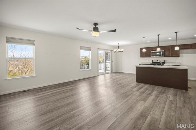 2124 Providence Park Lane, Herculaneum, MO 63048