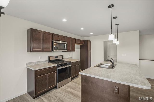 2124 Providence Park Lane, Herculaneum, MO 63048