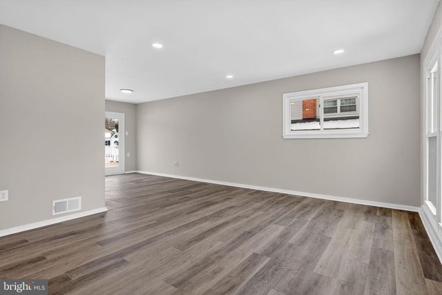 1016 SWARTHMORE RD, New Cumberland, PA 17070