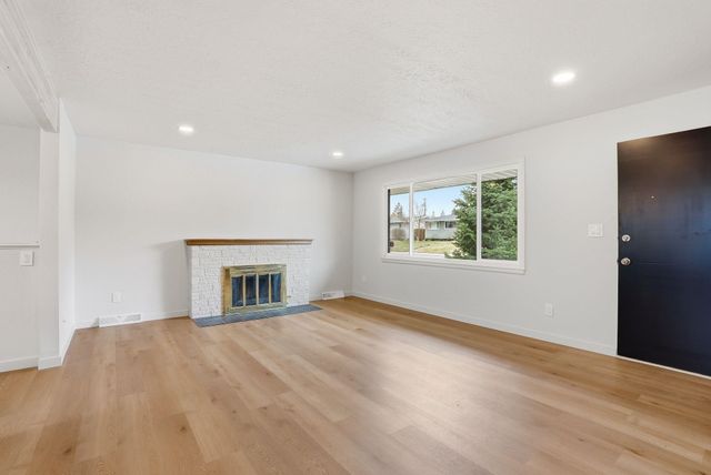 2917 ROSEWOOD Ave, Spokane, WA 99208