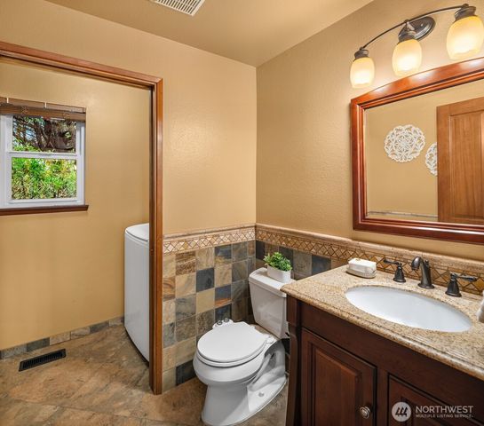 20029 99th Court NE, Bothell, WA 98011