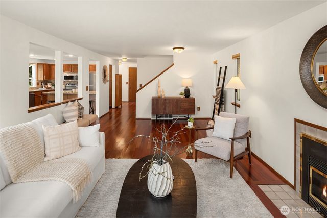 20029 99th Court NE, Bothell, WA 98011