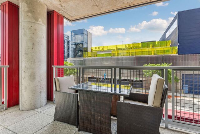 901 S 2nd Street 207, Minneapolis, MN 55415