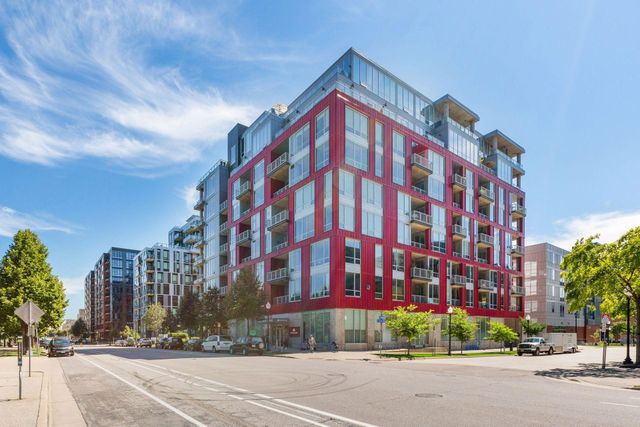 901 S 2nd Street 207, Minneapolis, MN 55415