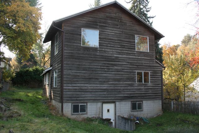 520 SE Jackson, Pullman, WA 99163