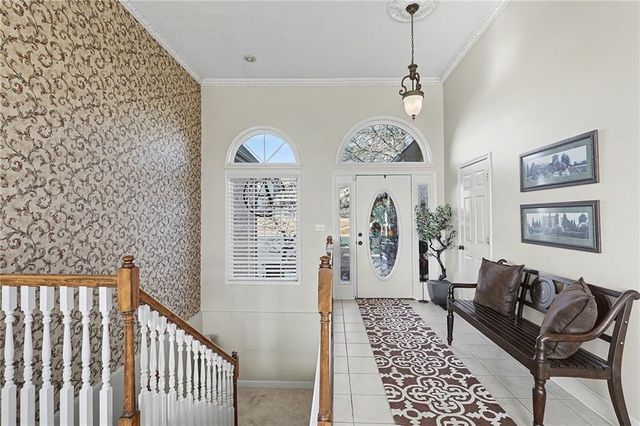 18003 Rollins Drive, Smithville, MO 64089