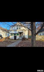 2712 CALIFORNIA Avenue, Peoria, IL 61603