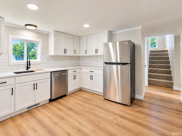 745 E 18th Street, Mishawaka, IN 46544