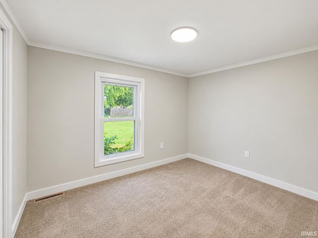745 E 18th Street, Mishawaka, IN 46544