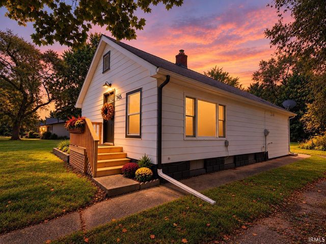 745 E 18th Street, Mishawaka, IN 46544