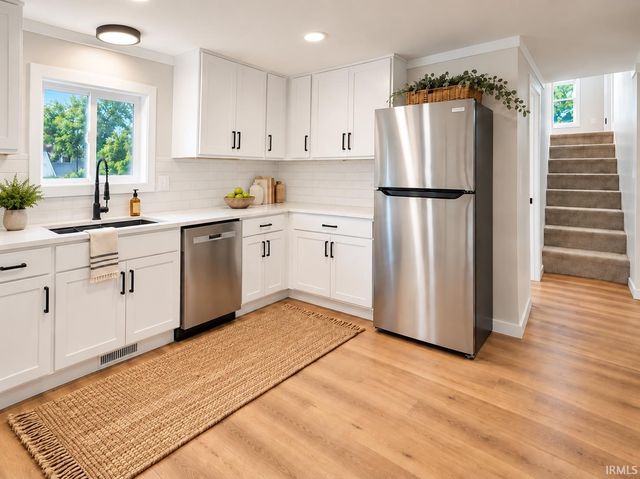745 E 18th Street, Mishawaka, IN 46544