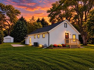 745 E 18th Street, Mishawaka, IN 46544