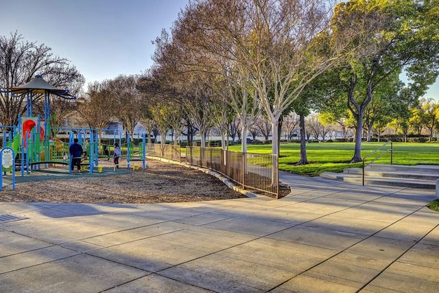 106 Triana Way, San Ramon, CA 94583