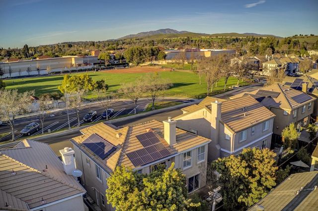 106 Triana Way, San Ramon, CA 94583