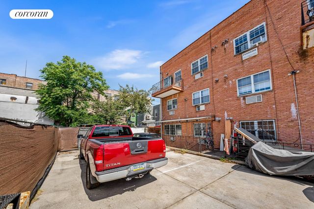 35-30 10TH Street, New York City, NY 11106