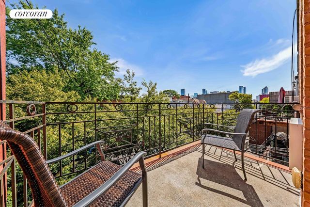 35-30 10TH Street, New York City, NY 11106