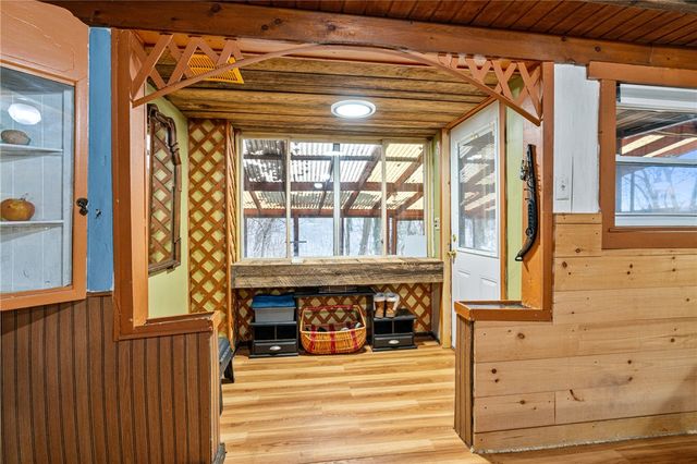 422 Highland Ave, Wilkins Twp, PA 15145