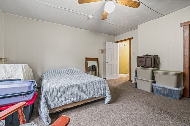 422 Highland Ave, Wilkins Twp, PA 15145