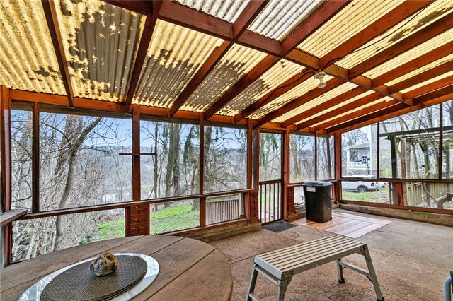 422 Highland Ave, Wilkins Twp, PA 15145