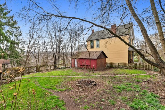 422 Highland Ave, Wilkins Twp, PA 15145