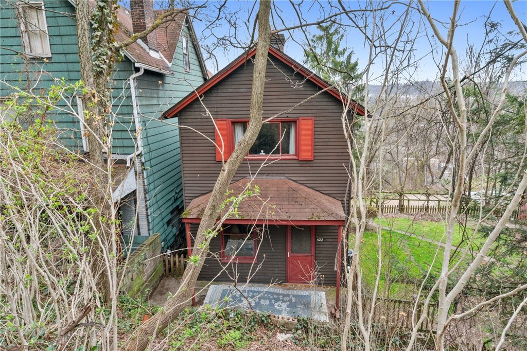 422 Highland Ave, Wilkins Twp, PA 15145