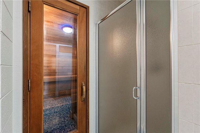 600 E 8th Street 4F, Kansas City, MO 64106