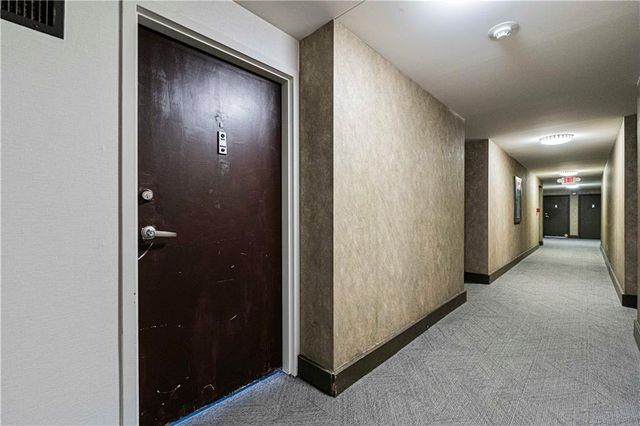 600 E 8th Street 4F, Kansas City, MO 64106