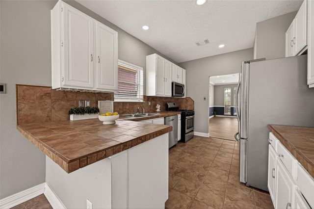 1806 Coretta Court, Fresno, TX 77545
