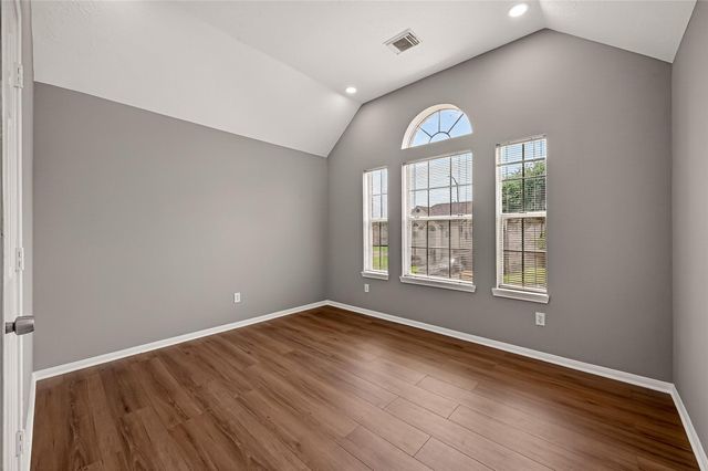 1806 Coretta Court, Fresno, TX 77545