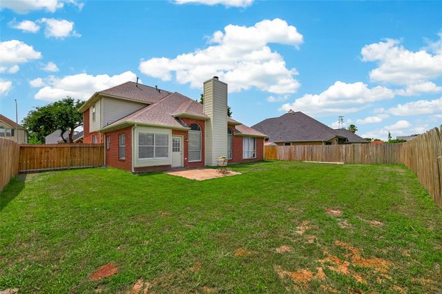 1806 Coretta Court, Fresno, TX 77545