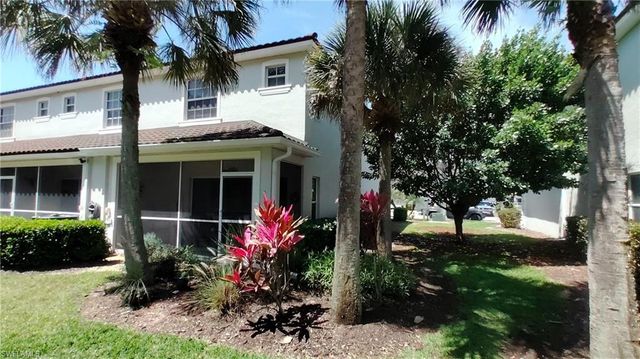 8629 Athena CT, Lehigh Acres, FL 33971