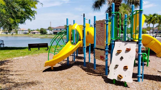 8629 Athena CT, Lehigh Acres, FL 33971