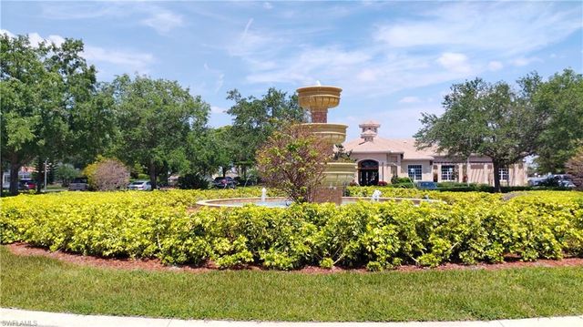 8629 Athena CT, Lehigh Acres, FL 33971